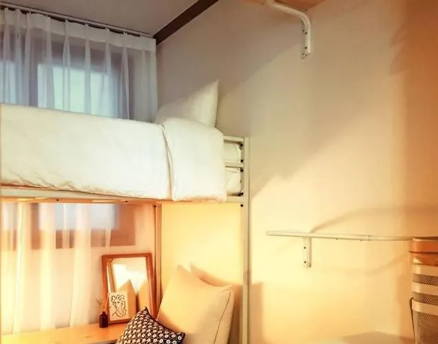3 rooms for rent near mapo-gu office station, mapo-gu, seoul Seúl
